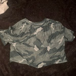 Camo crop top